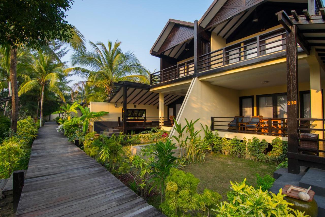 Bay Of Bengal Resort - Ngwe Saung Ngwesaung Esterno foto